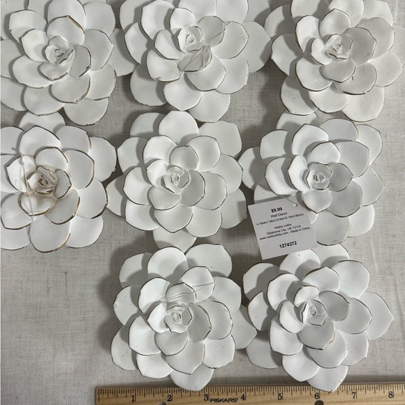 Hobby Lobby White and Gold Succulent Floral Wall Art size Small set of 8 - Picture 2 of 6